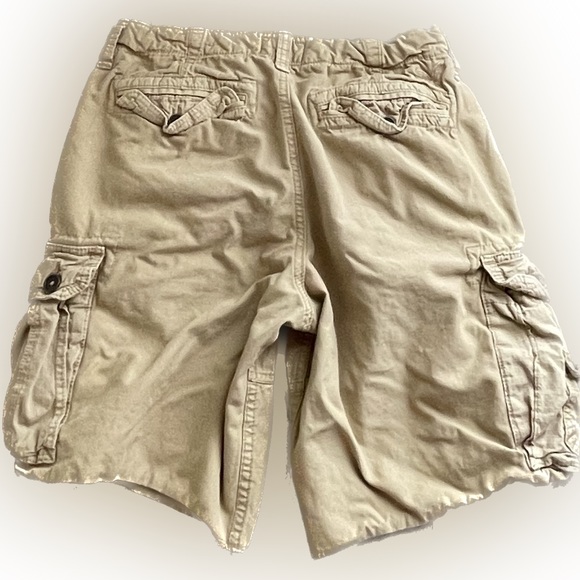 Men’s American Eagle Cargo Shorts, size 31 (tan) - Picture 2 of 4